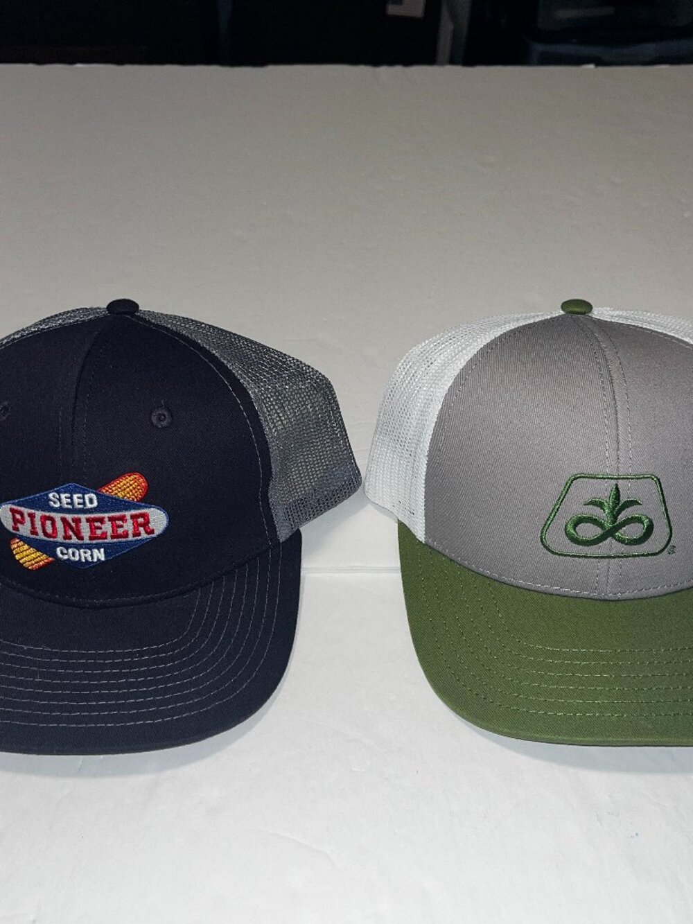Pioneer Seeds mesh trucker hat set of 2 NEW